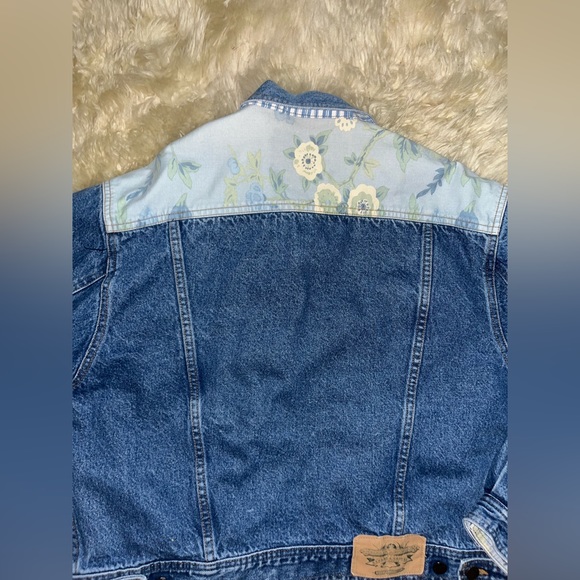 Banana republic authentic Safari and travel clothing Co. Jean jacket - Picture 6 of 6